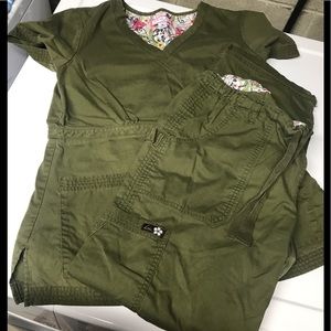 Koi Scrub Top/Bottom